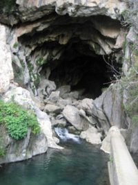 «Ruta de Senderismo Cueva del Gato & Visita Guiada Ronda»  Deporte & Cultura