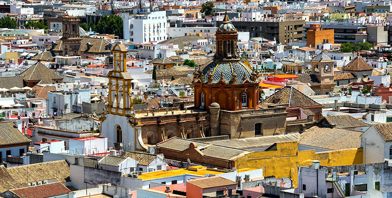 Vuelven nuestras actividades culturales: visita los templos de Triana y el Casco Antiguo de Sevilla