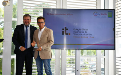 El Colegio premiado en los III Reconocimientos eCity+ por su labor de comunicación y difusión del proyecto eCitySevilla