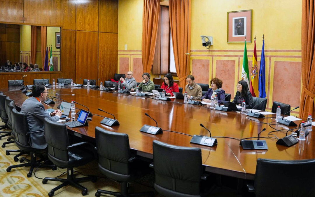 El Colegio participa en una sesión de trabajo sobre Inteligencia Artificial en el Parlamento de Andalucía